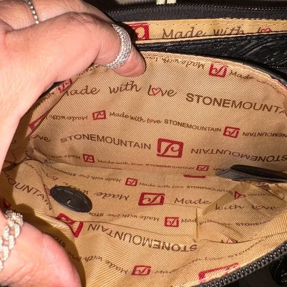 Stone Mountain Accessories Black Paisley Wristlet - Picture 6 of 9